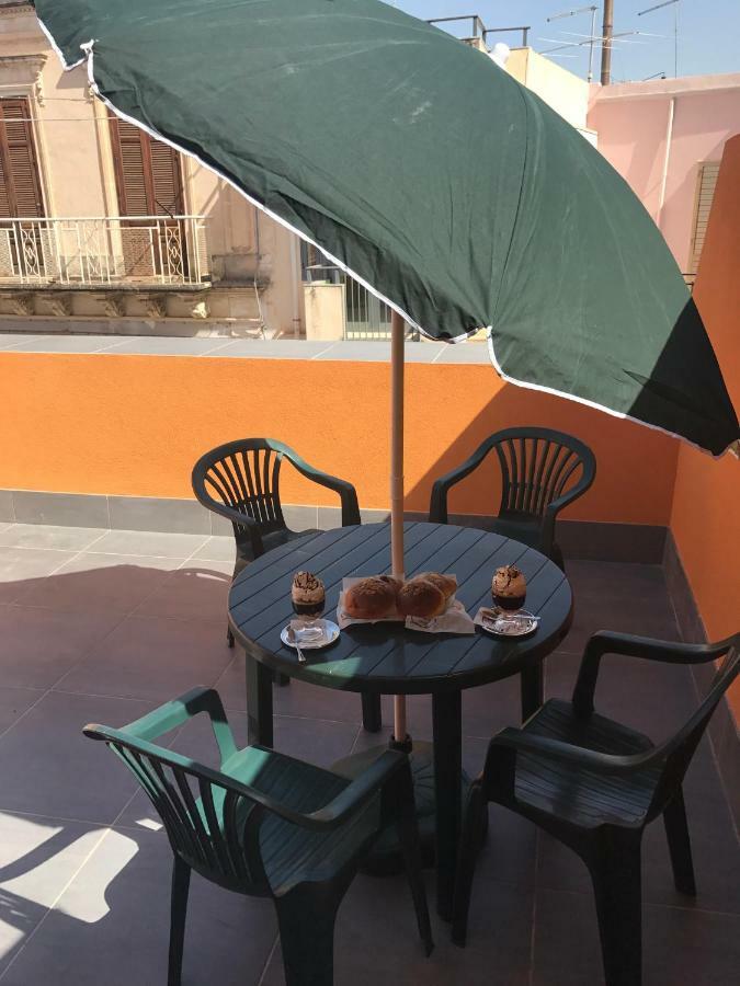 Apartmán Casa Abola Avola Exteriér fotografie
